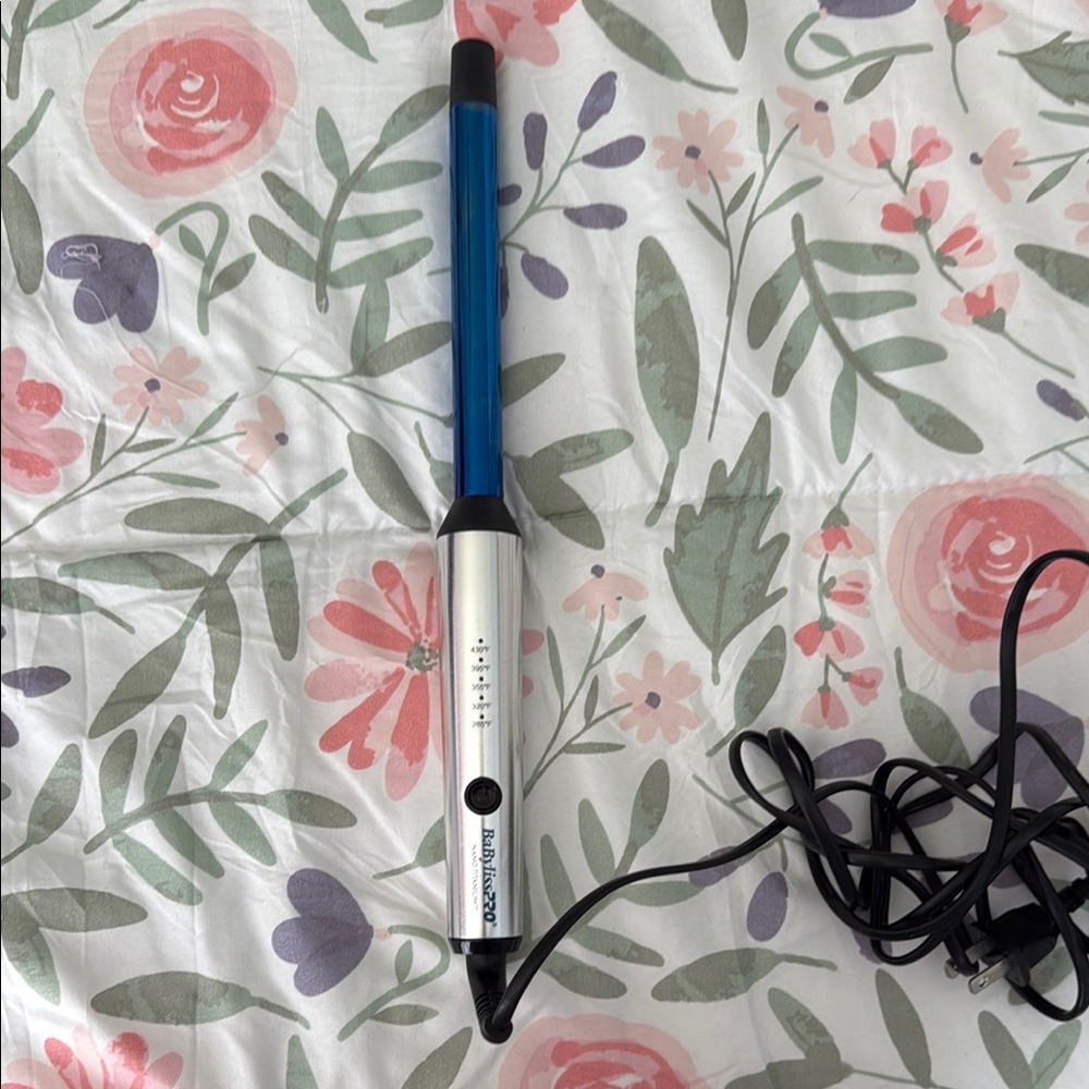 Blue and Silver Curling Wand
